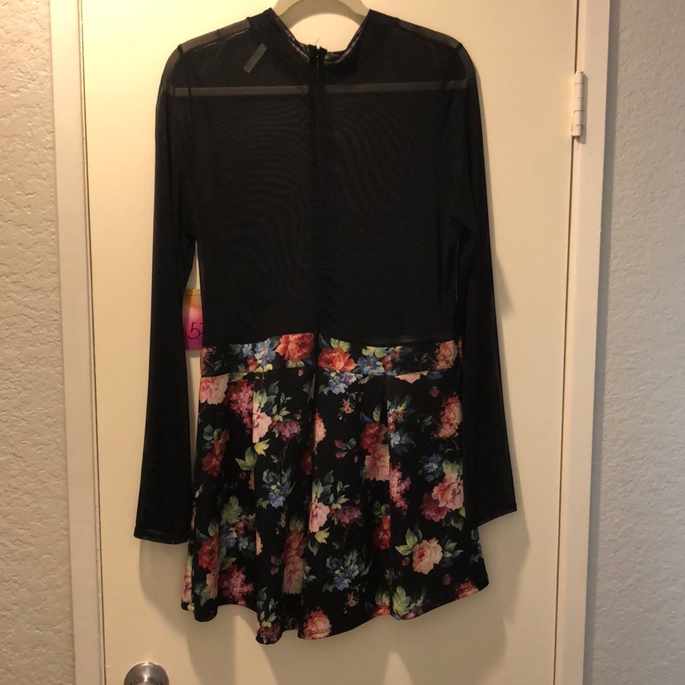 Sheer Topped Romper - Picture 4 of 6